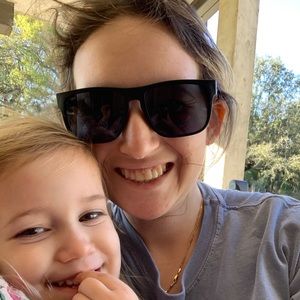 Meet your Posher, Casey